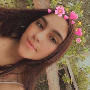 Meet your Posher, Alyssa